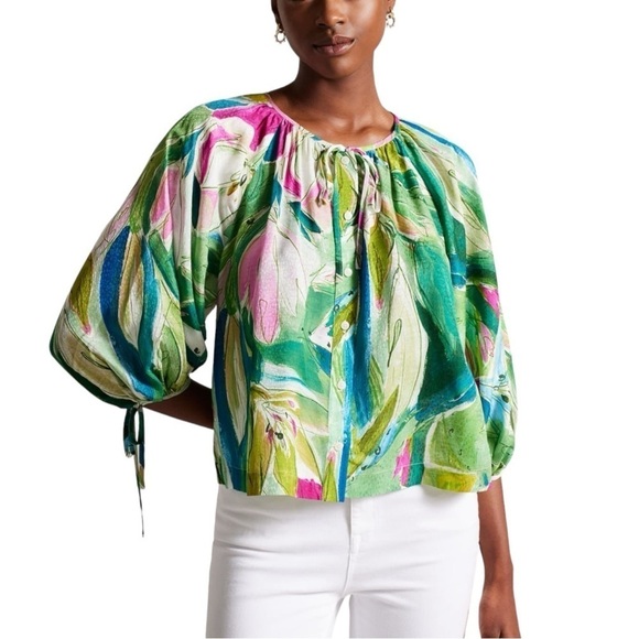Ted Baker London Tops - Ted Baker London Raglan Puff Sleeves Blouse  Size 8 US (3 UK)